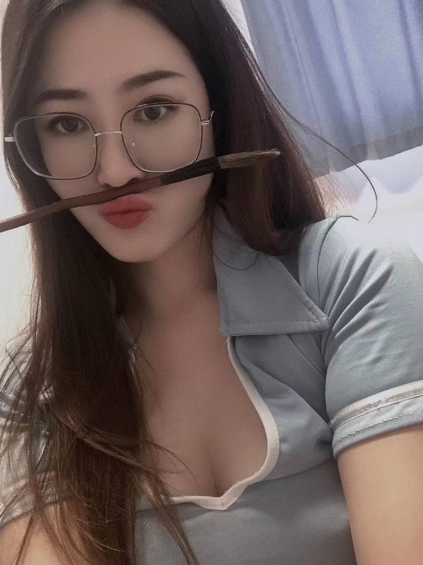 长得漂亮的风sao女